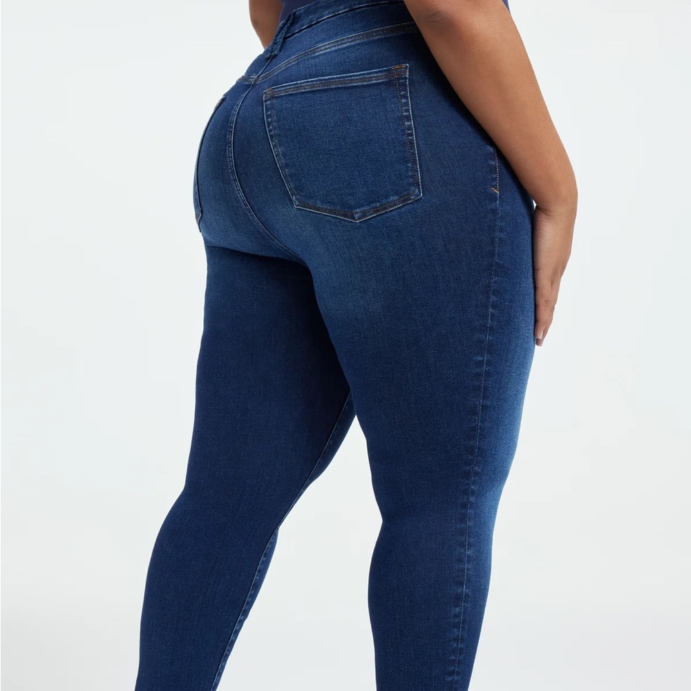 Good American | Always Fits Good Legs Jeans Size 20-26